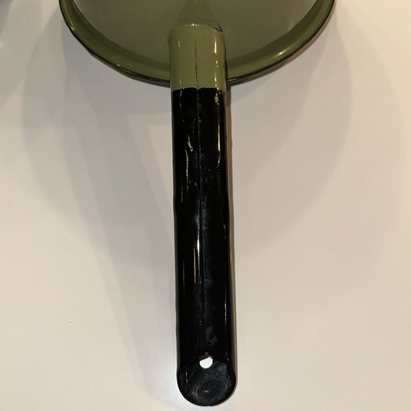 Retro - Vintage Universal green enamel sauce pans with lids - Midcentury - Picture 8 of 16